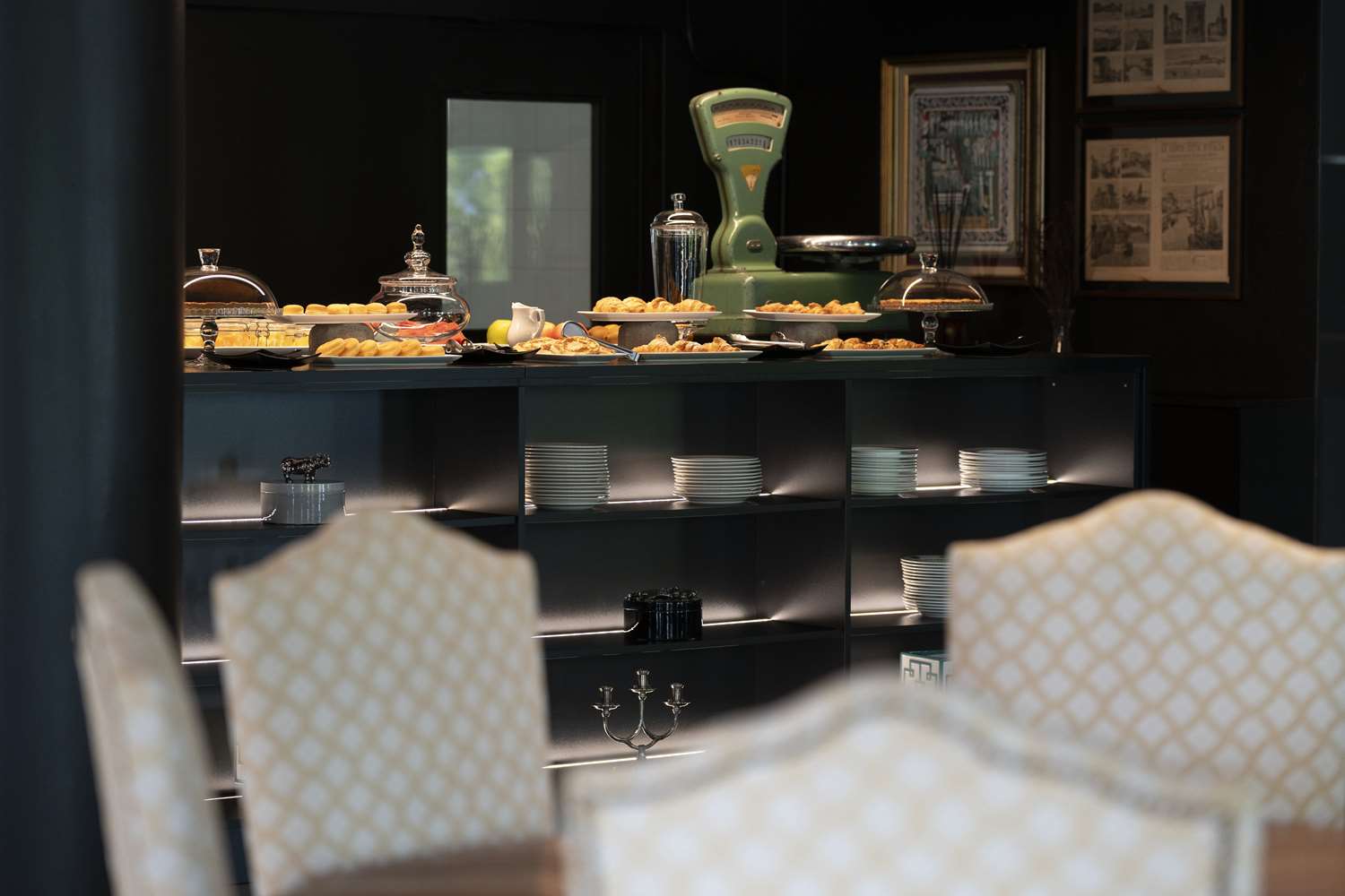 The Aries Grand Boutique Hotel 36/37