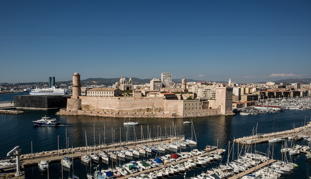 Sofitel Marseille Vieux Port Hotel 47/50