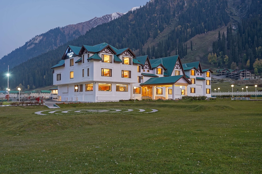 Country Inn & Suites by Radisson, Sonamarg 38/50