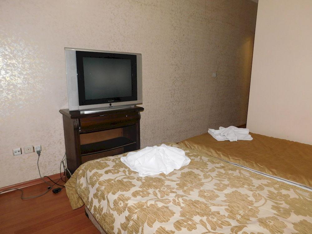Ast Hotel - Boutique Class 52/54