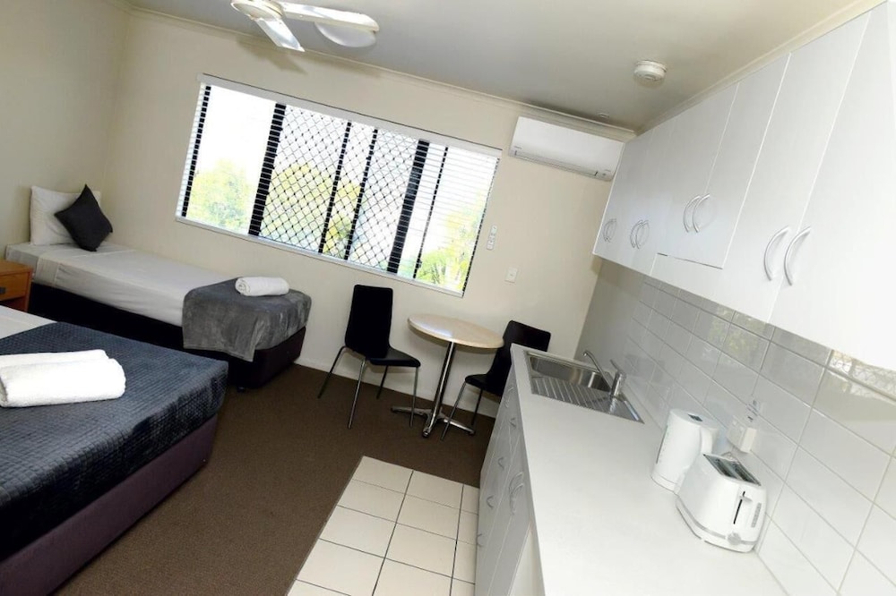 Summit Motel Townsville 37/37