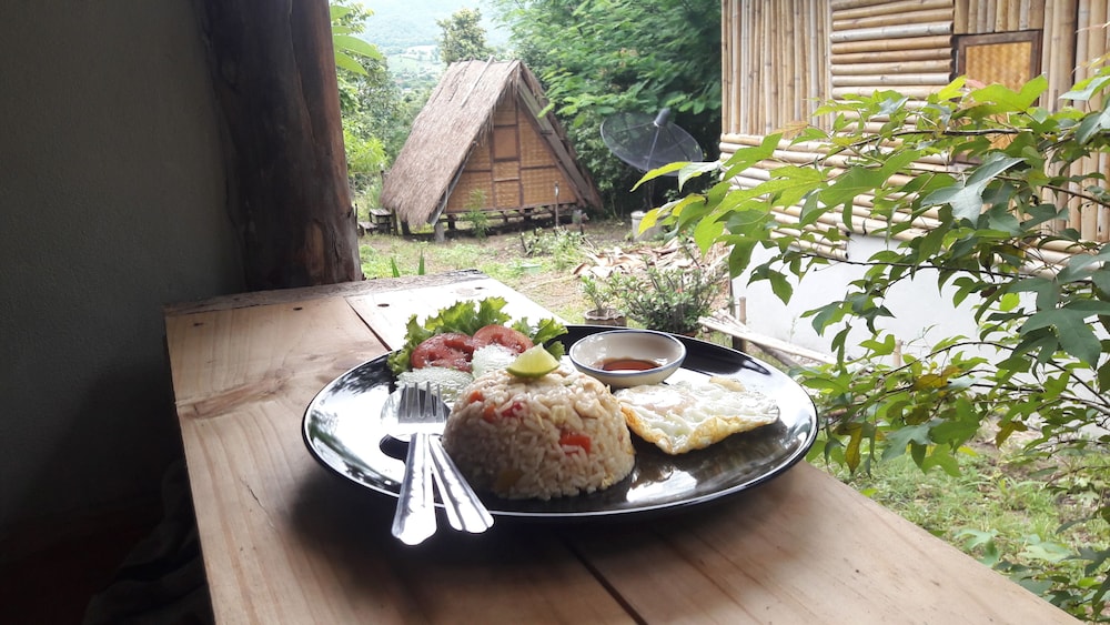 Nusha Homestay 25/35