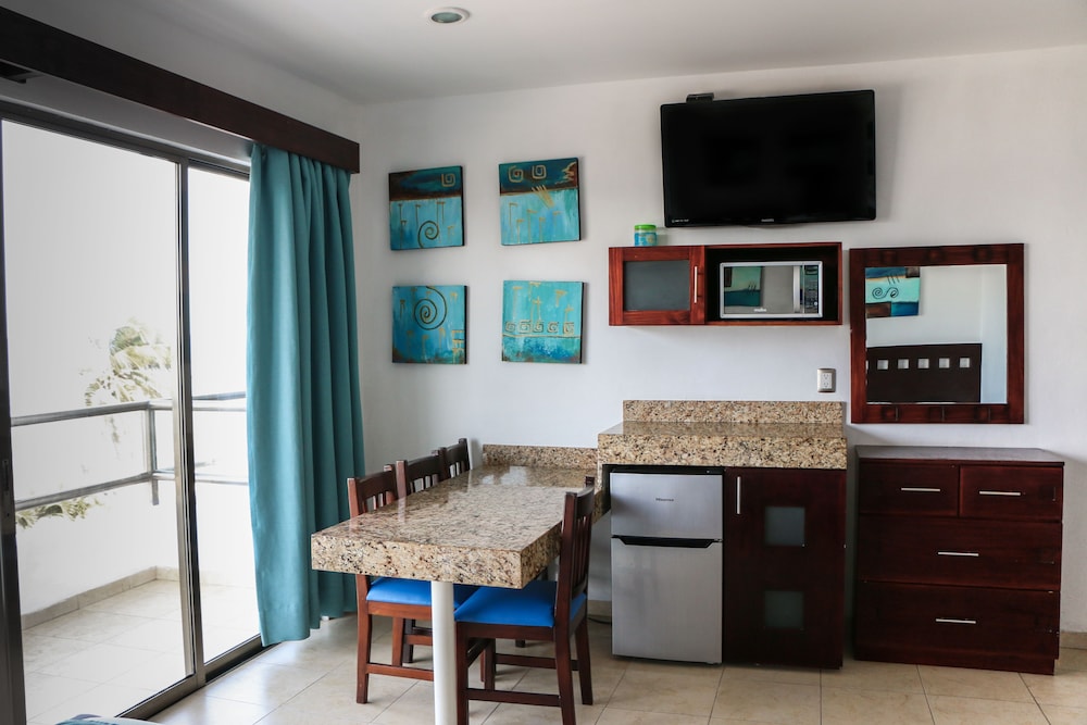 Hotel Playa Linda 38/49
