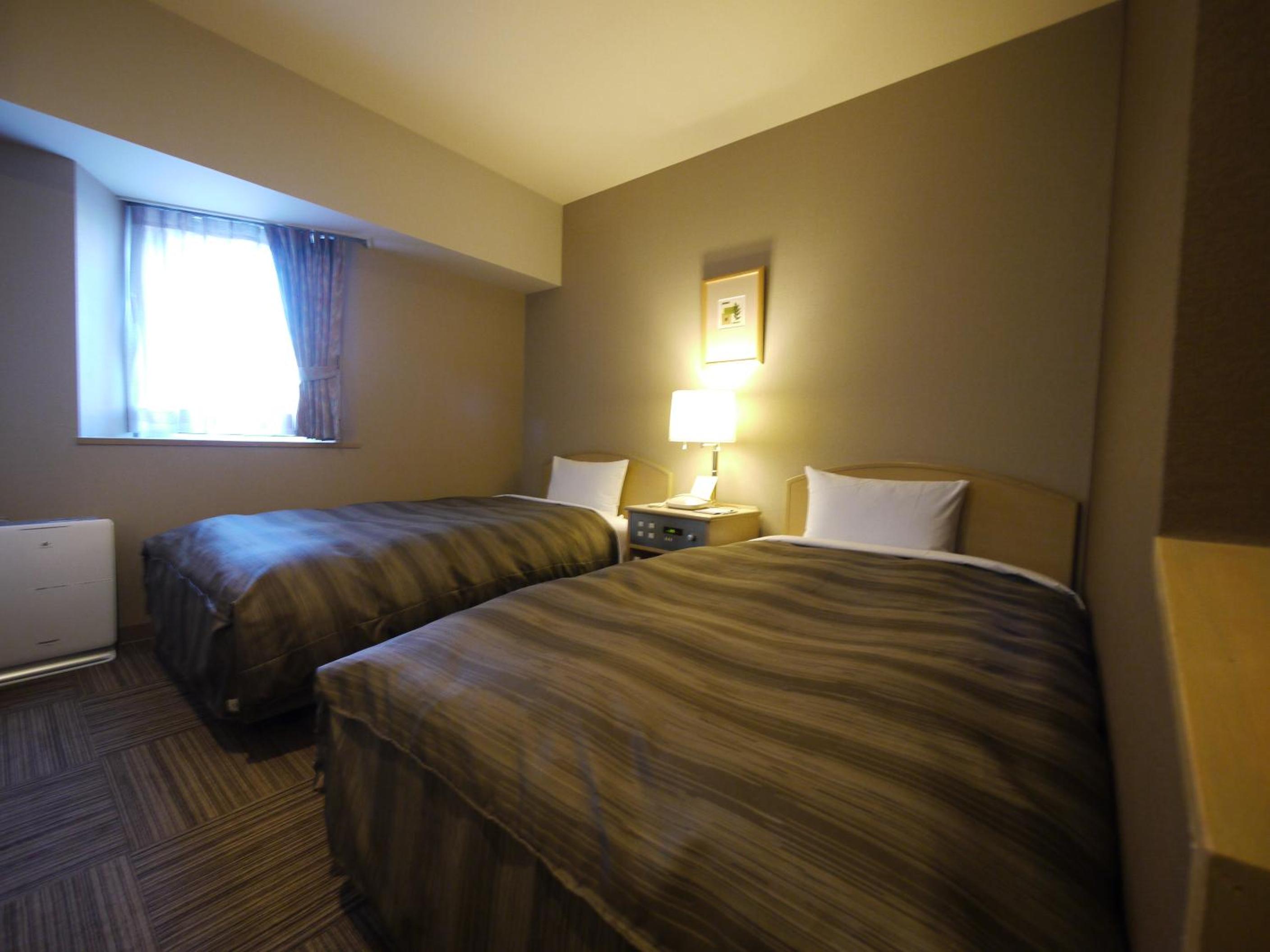 Semi Room, 2 Semi Double Beds, Smoking