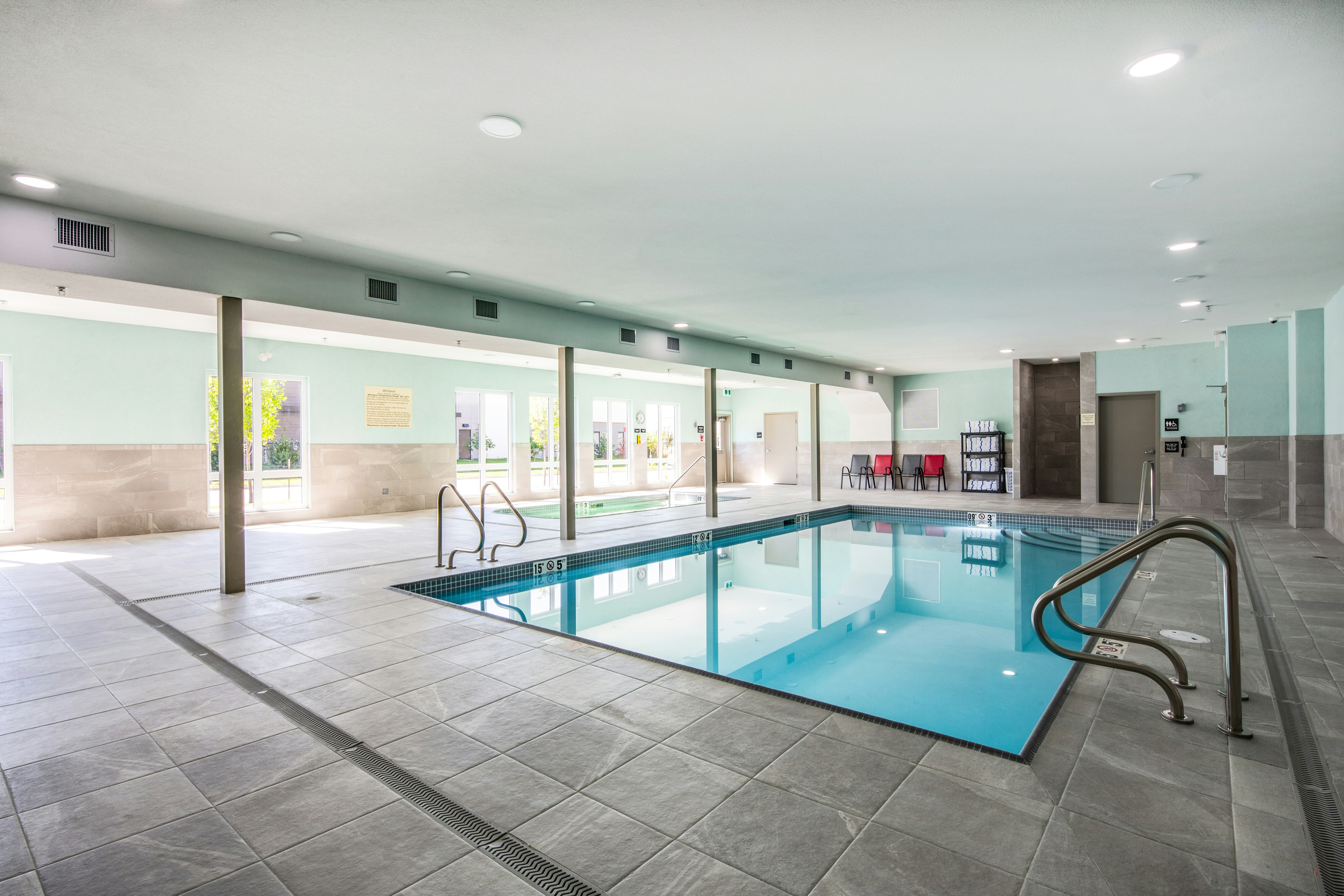 Hampton Inn and Suites Edmonton St. Albert, AB 9/24