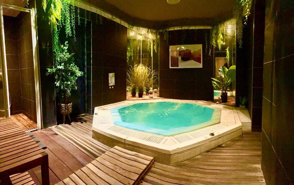Hotel Kyriad Vichy 23/50