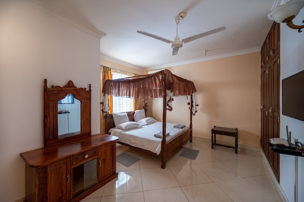 Nyali Villa 9/40
