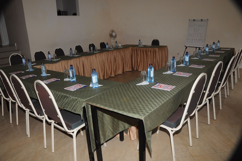 Hotel Riverview Westlands 30/50