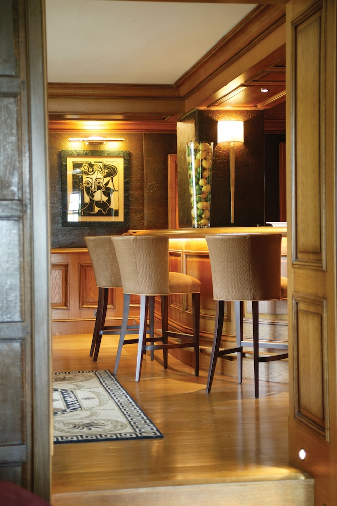 Whatley Manor Hotel & Spa 23/40