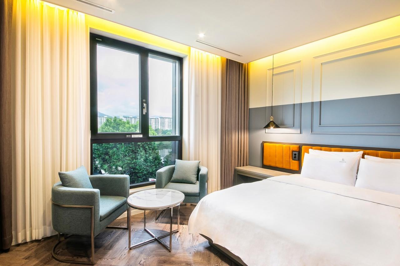 Sg Hotel 3/9