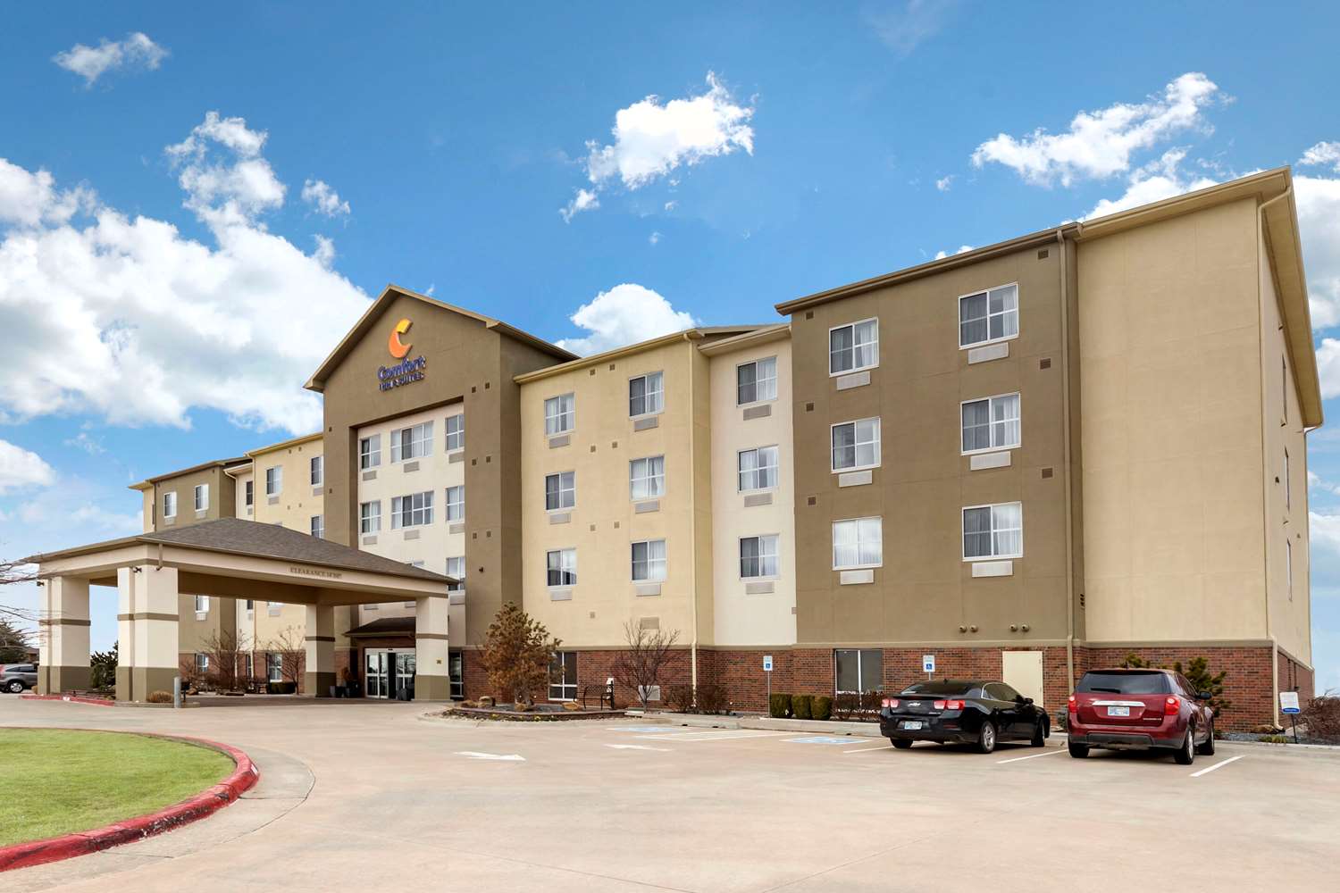 Comfort Inn & Suites Oklahoma City West - I-40 12/13
