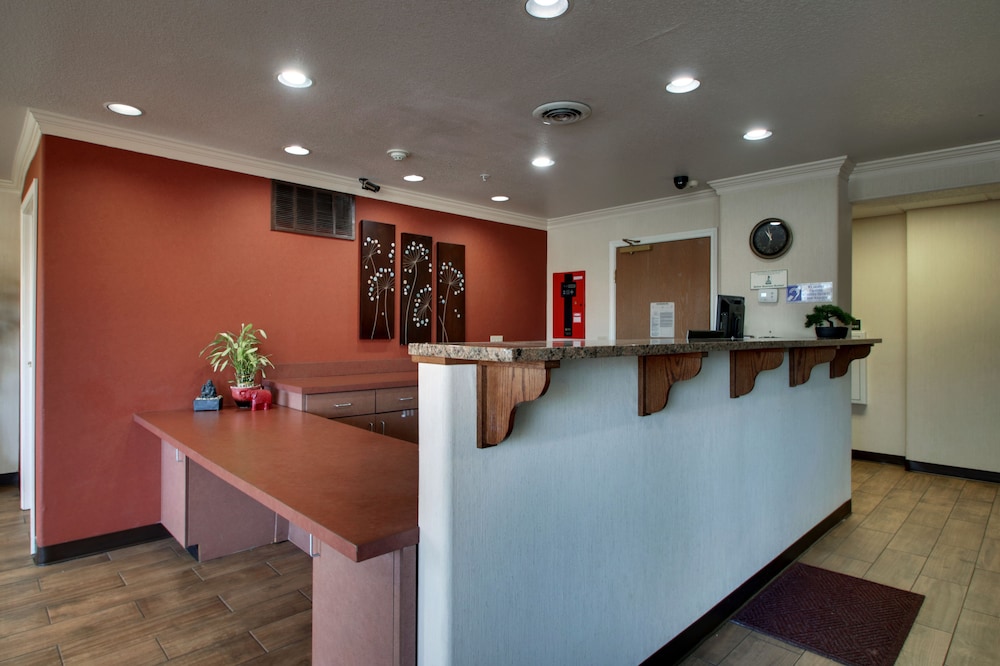 All Towne Suites 7/54