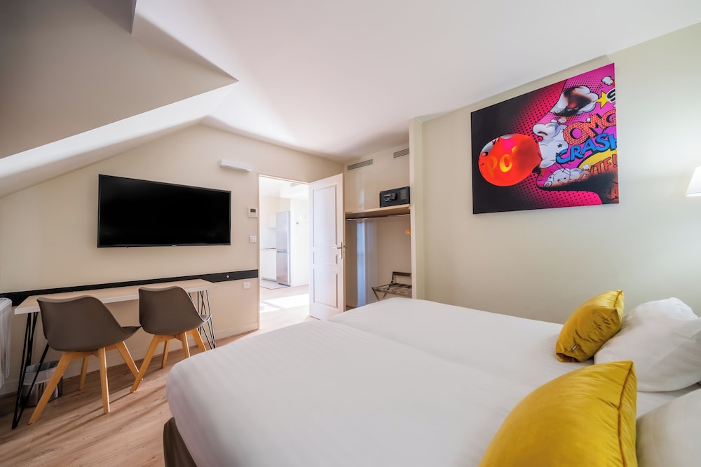 Apartment, Single Bed, Kitchenette, Large
