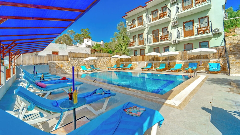 St. Nicholas Pension 37/50