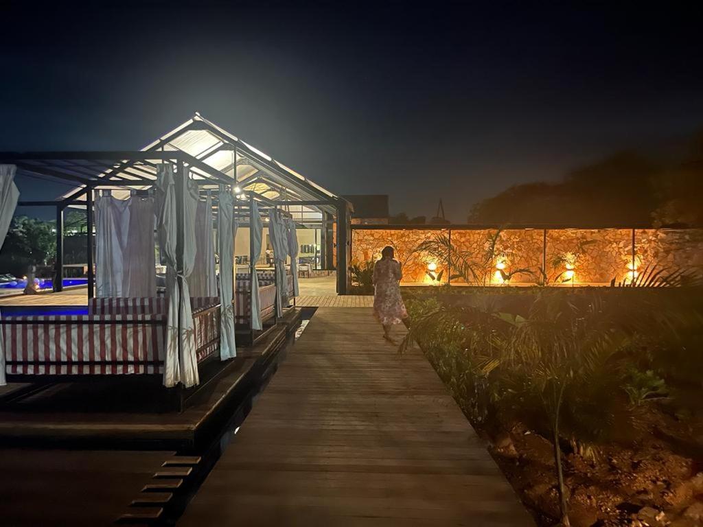 Lira Boutique Lodge 2/44
