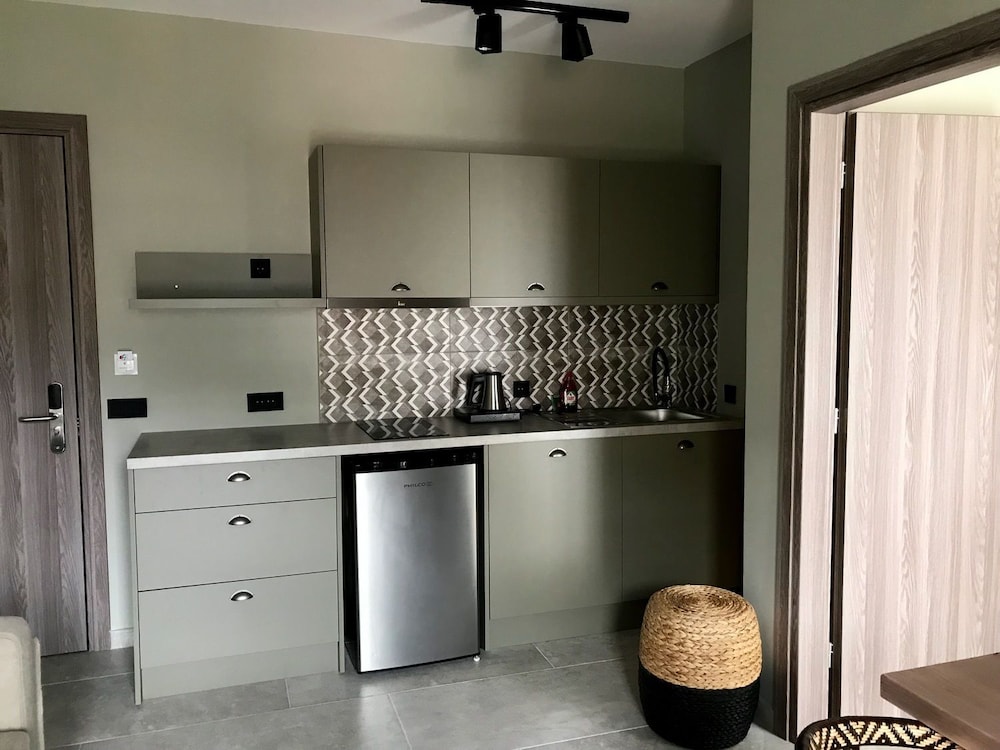 Oasis Apartments 5/50