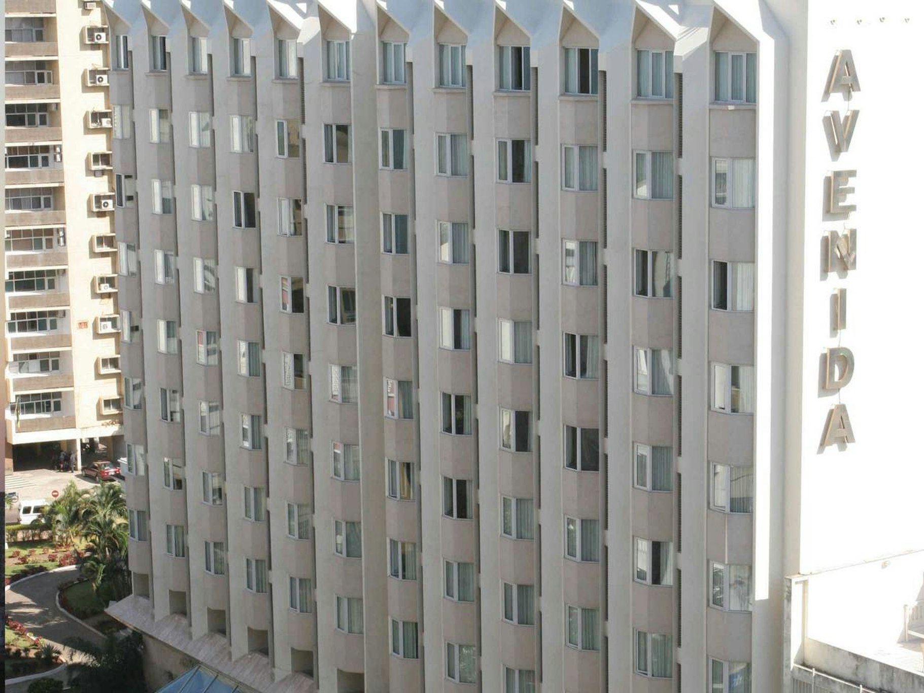 Avenida Hotel Maputo 2/56