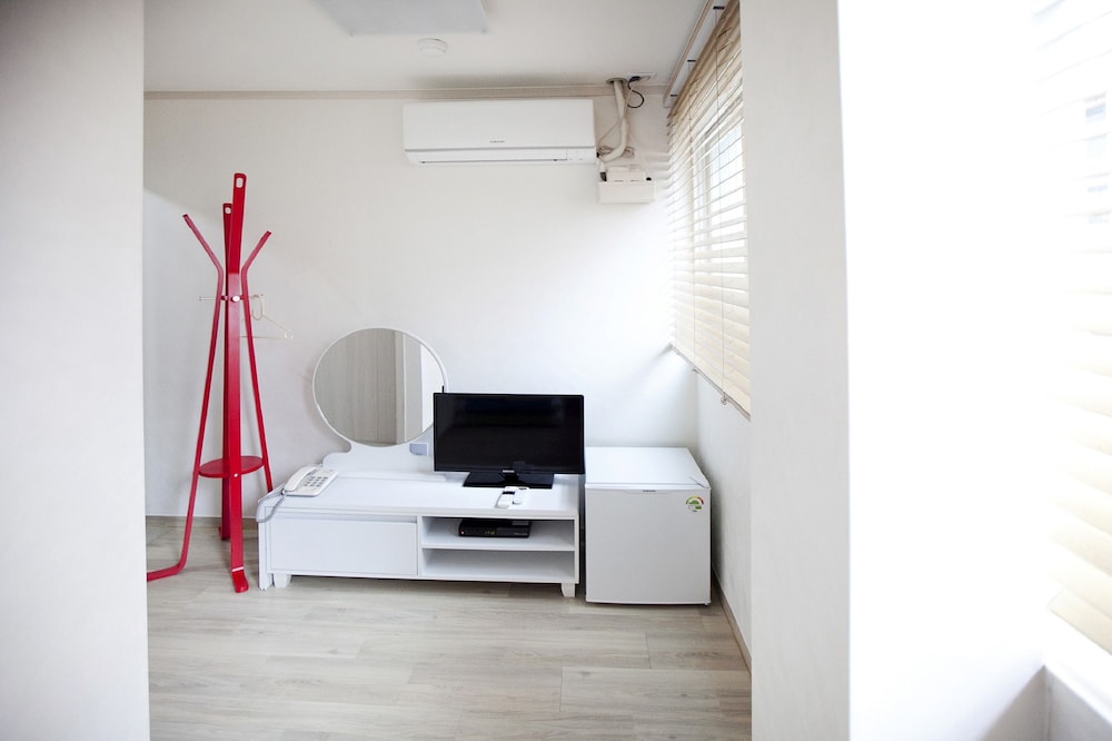ARI House 14/39