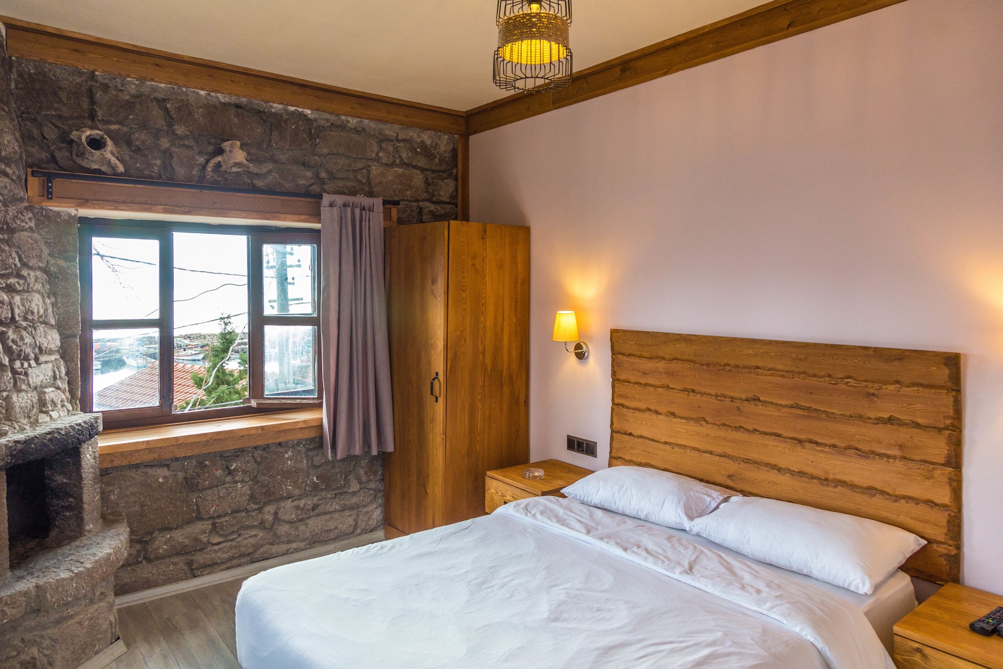 ROOM, DOUBLE BED, SEA VIEW