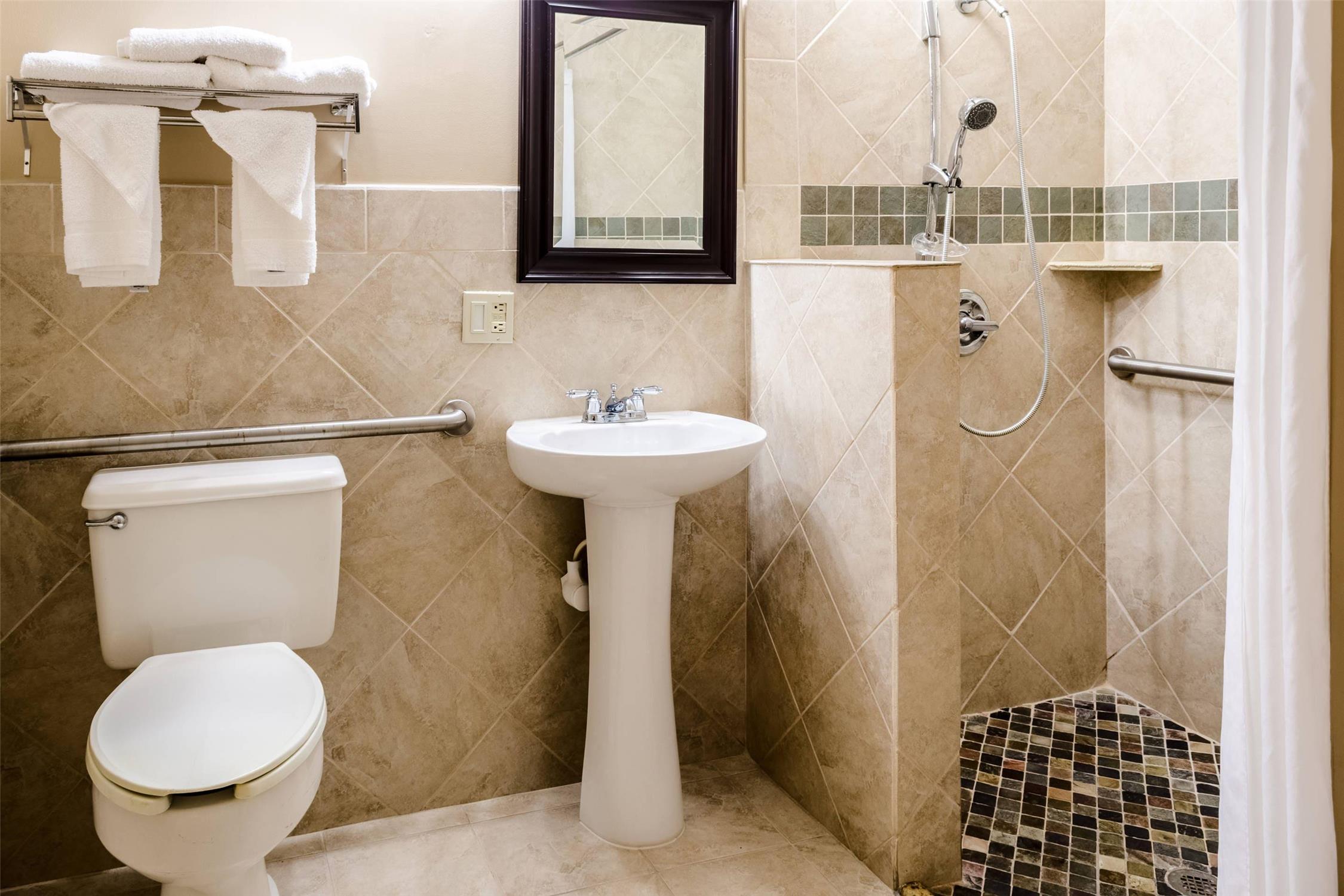 Quality Inn Moss Point - Pascagoula 13/14