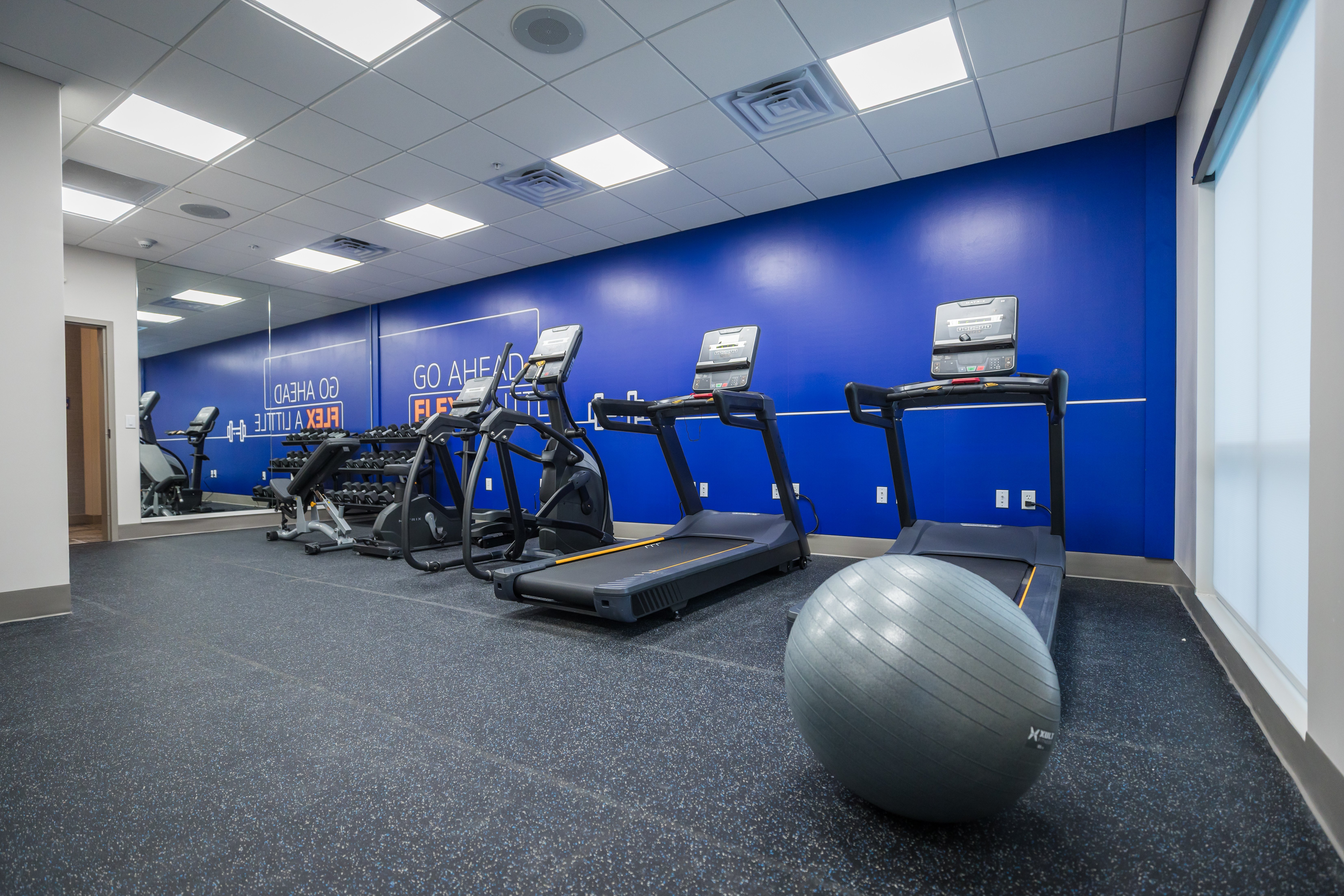 Holiday Inn Express & Suites Fernandina Beach Amelia Island by IHG 35/60