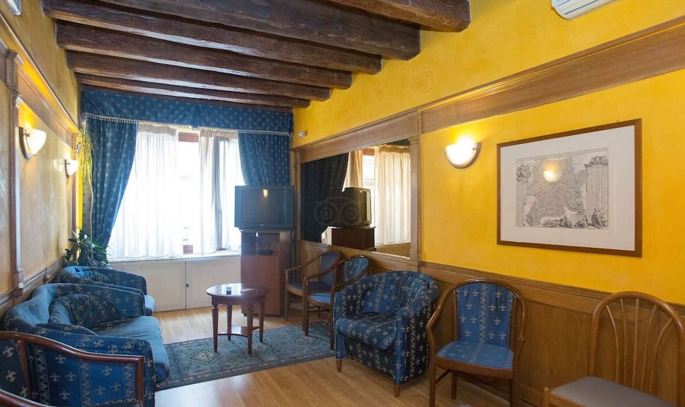 Hotel Rimini 37/56