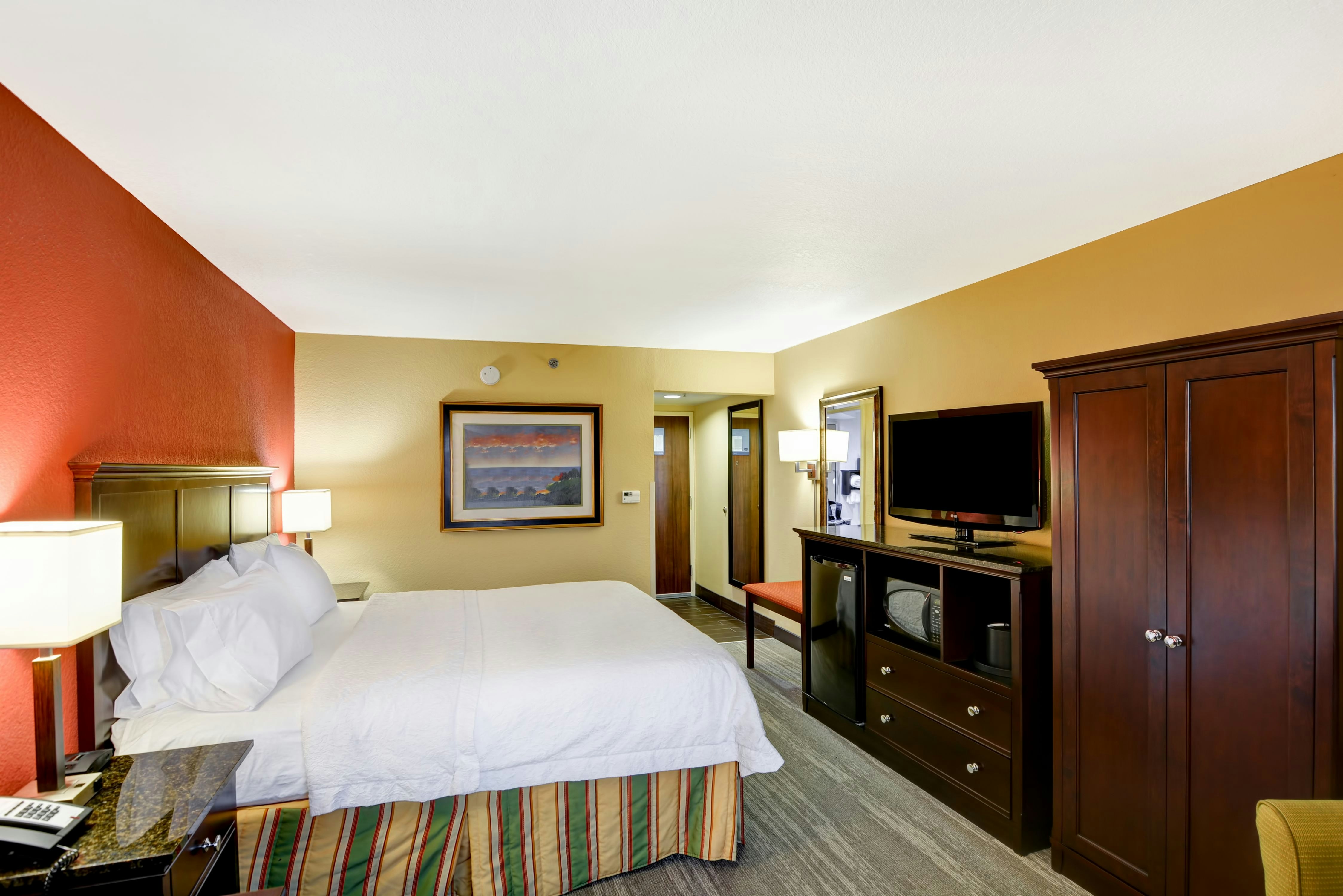 Room, King Bed, Hampton Inn Mobile-East Bay/Daphne 2/6