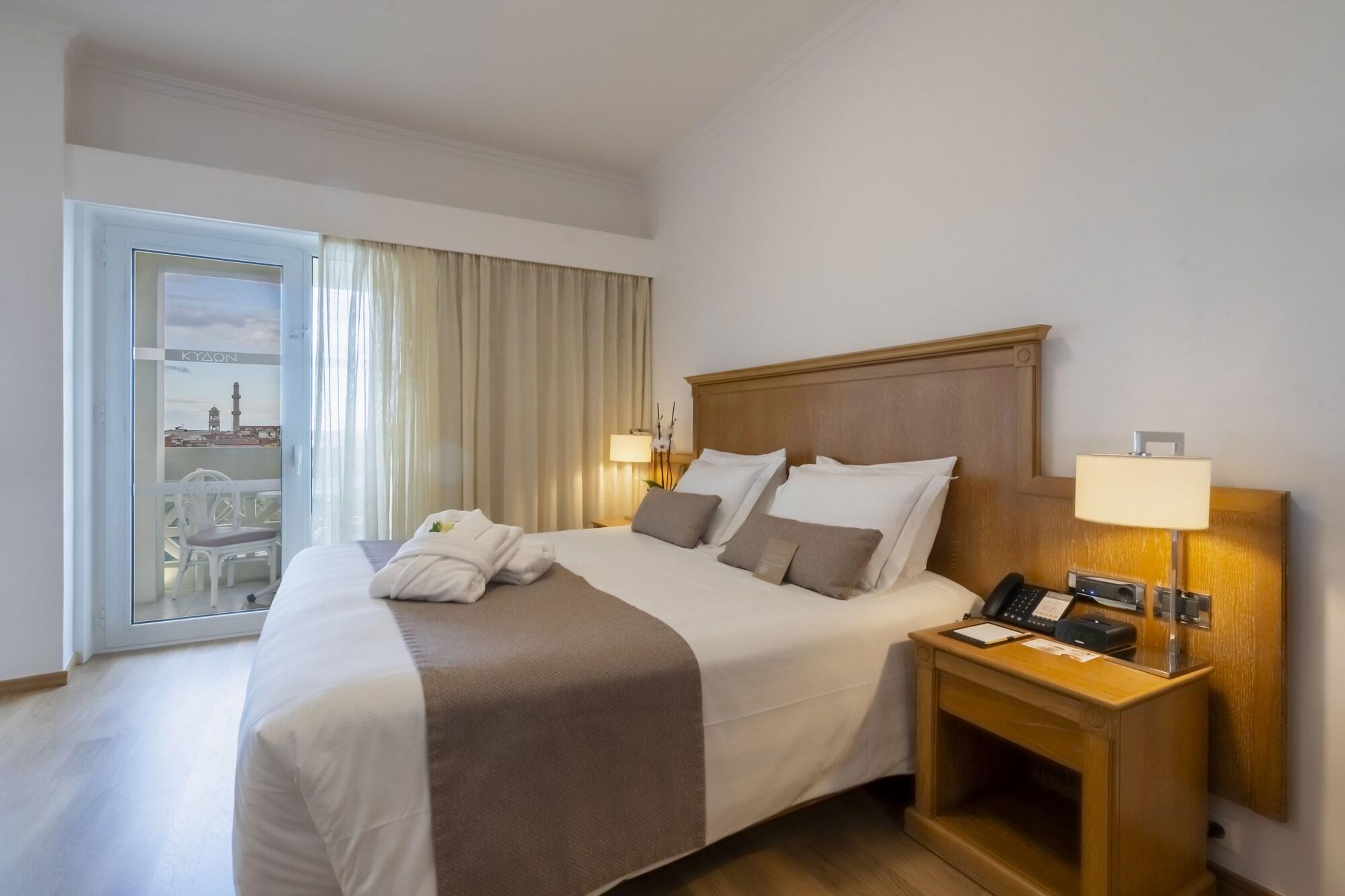 Junior Suite, Old Town View, City View