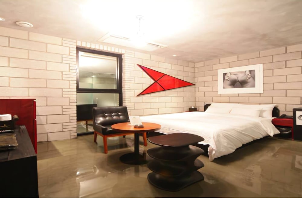 Hotel Star The Masterpiece Suite 8/28