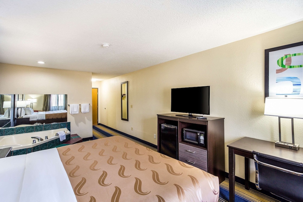 Quality Inn Charleston South 18/46