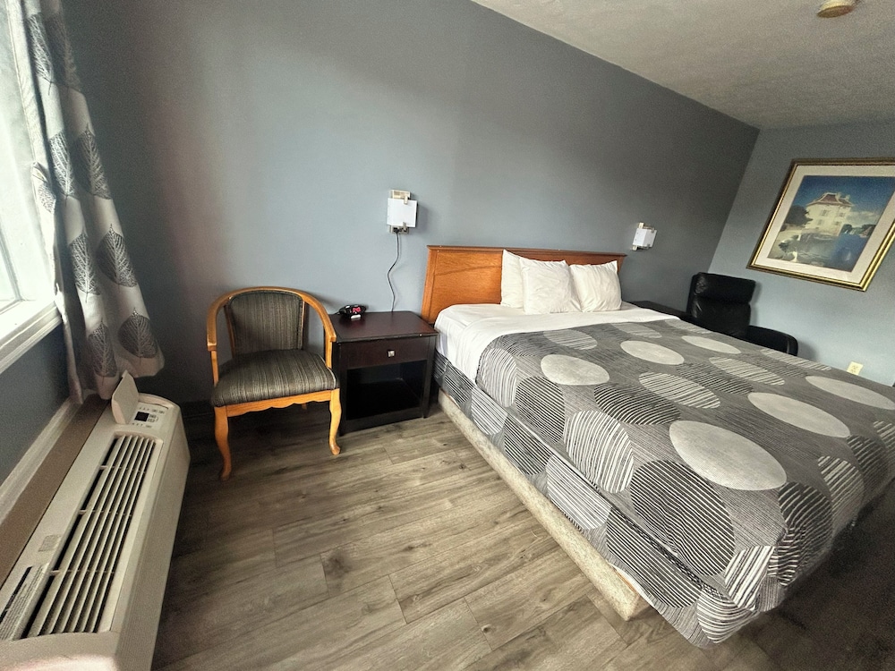 Suite Dreams Motel Mattoon I 57 38/58