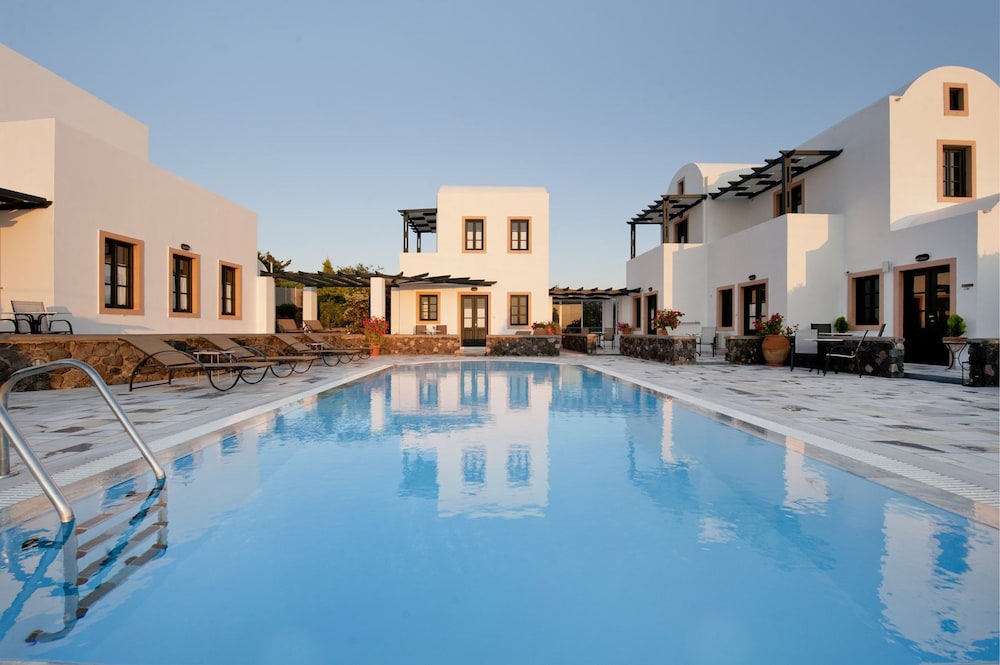 Anthonas Apartments 29/35