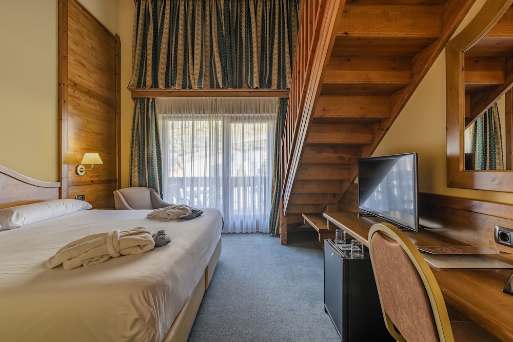 Sport Hotel Village 7/50