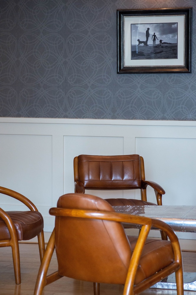 Redcastle Hotel 36/50