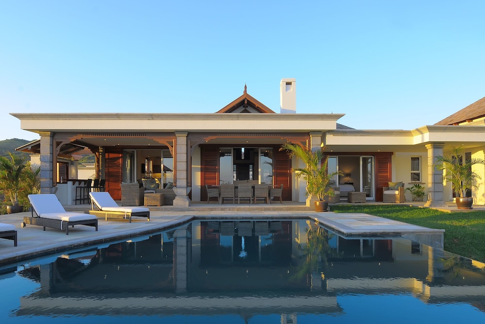 Heritage The Villas 6/82