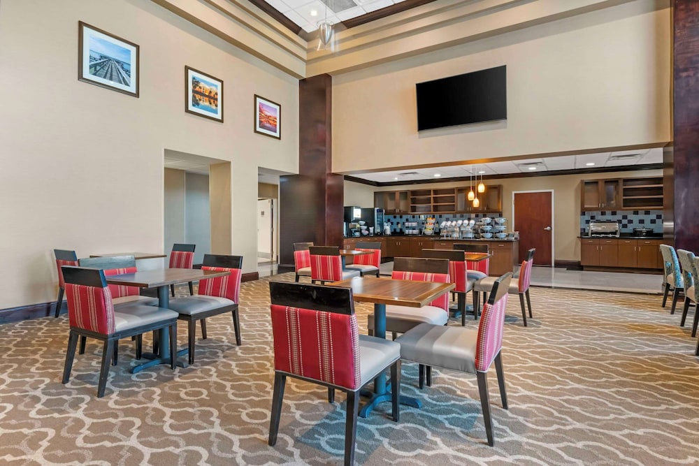 Comfort Inn and Suites Tavares North 34/38