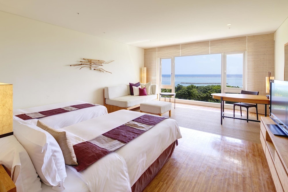Ana Intercontinental Ishigaki Resort 22/80