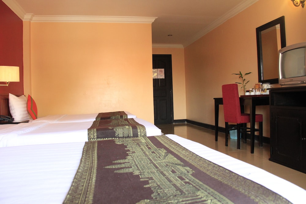 MEKONG ANGKOR PALACE HOTEL 24/70