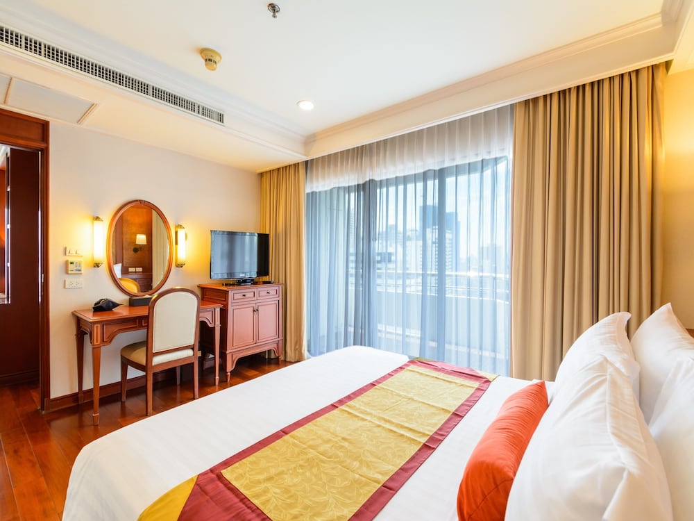 Centre Point Hotel Sukhumvit 10 42/114