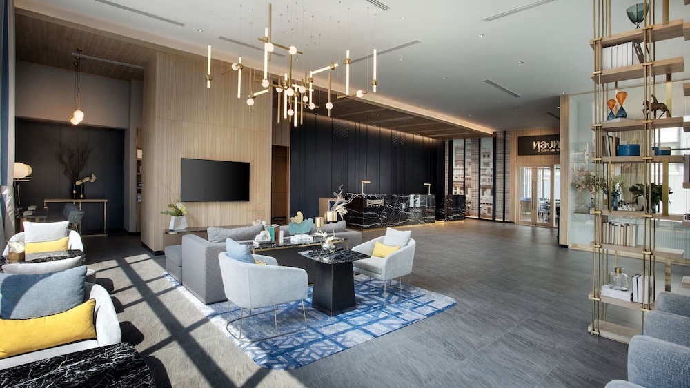 Staybridge Suites Bangkok Thonglor 61/80