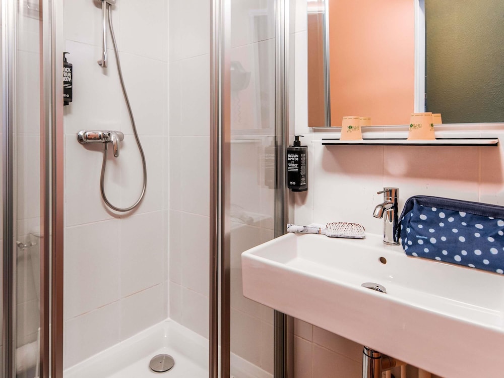 Ibis Styles Lyon Croix Rousse 59/59