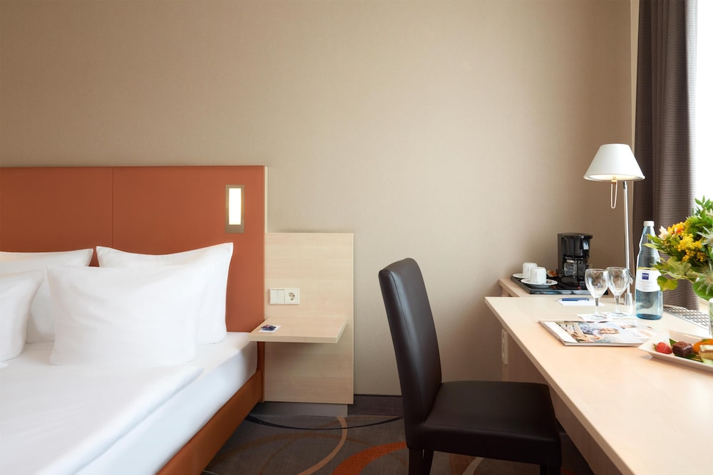 Essential by Dorint Berlin-Adlershof 27/50