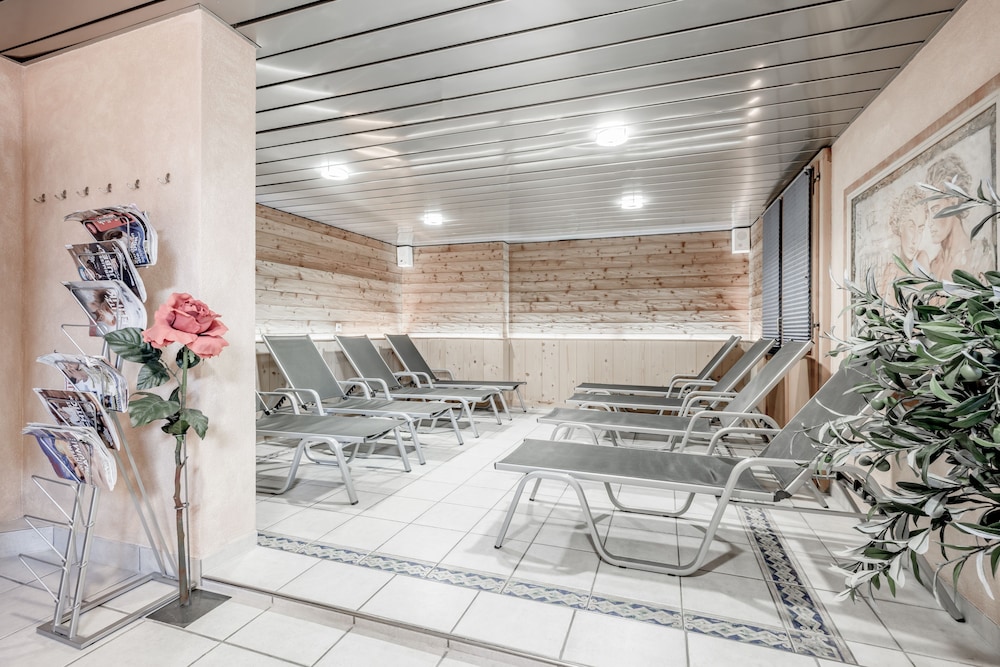 Turmhotel Victoria 22/50