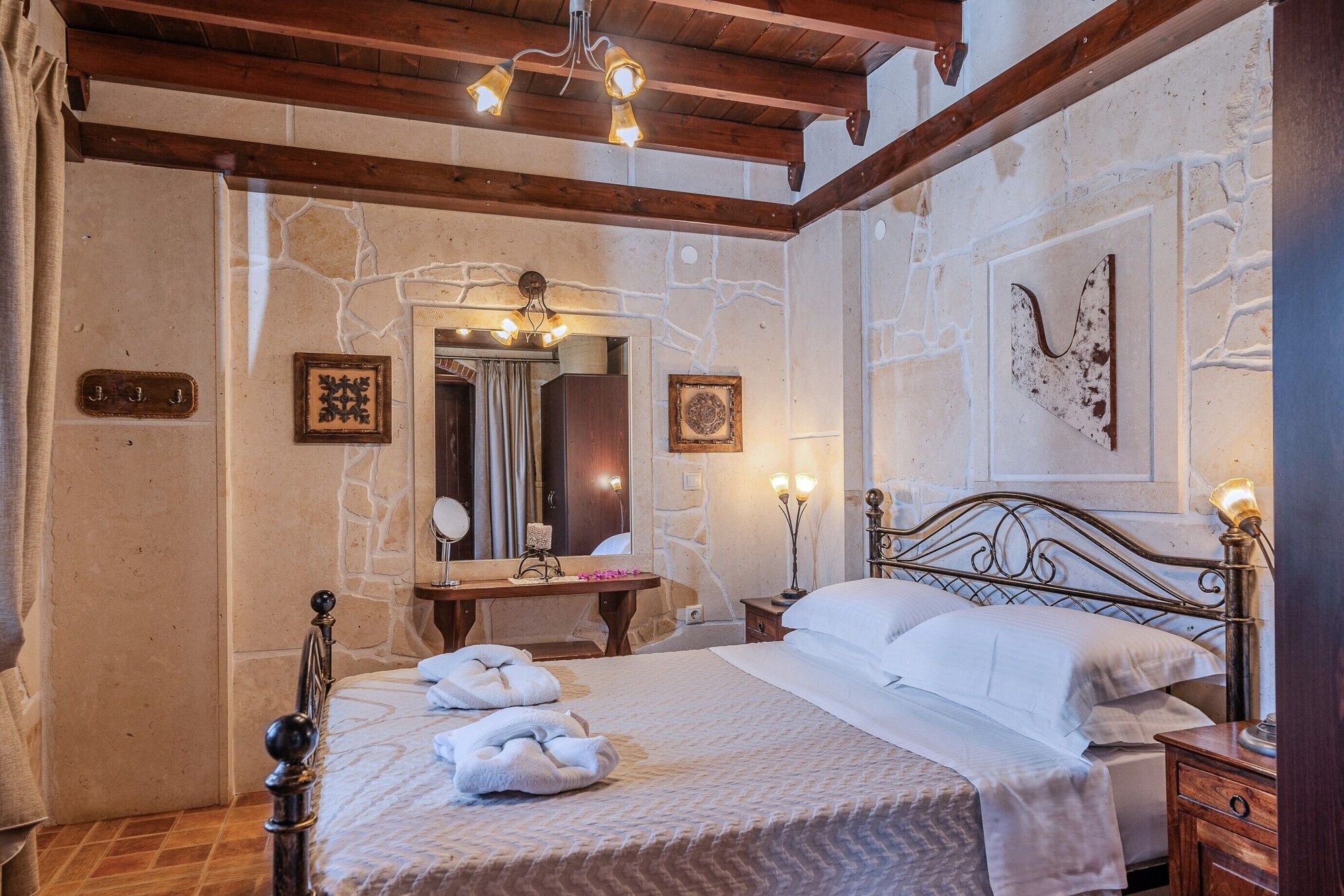 DELUXE, SUITE, SEA VIEW