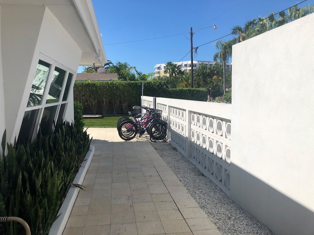 Captiva Beach Resort 40/50