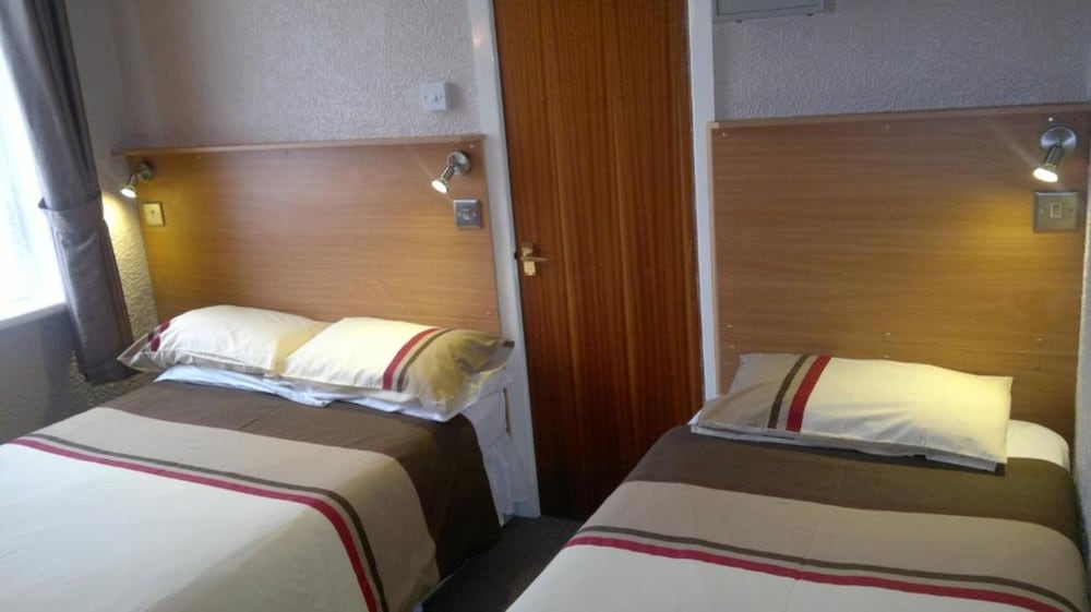 Standard, Triple, Multiple Beds