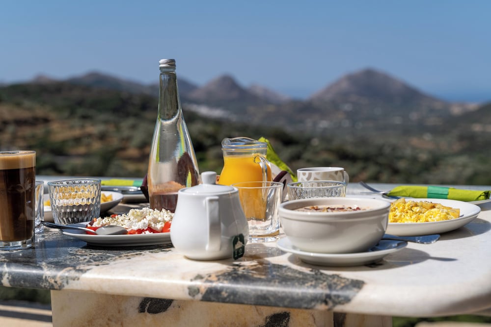 Elaiolithos Luxury Retreat Naxos 20/24