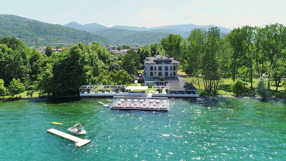 Lale Boutique Hotel 51/55