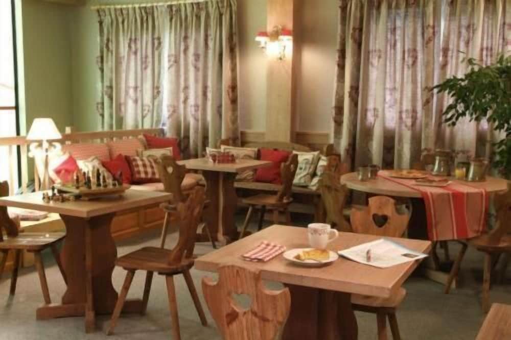 Homtel La Tourmaline 43/60