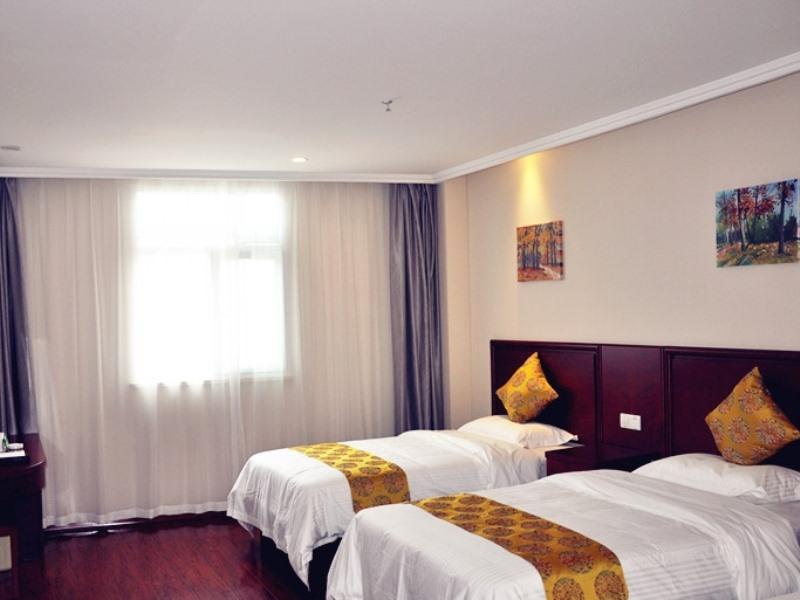 GreenTree Inn Xuzhou Benteng Avenue Express Hotel 7/23